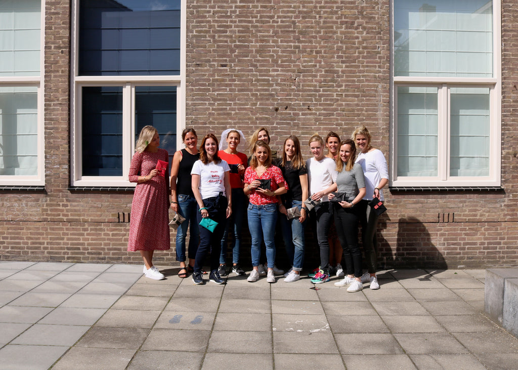 workshop voor vrouwen vrijgezellenfeest amsterdam creatief tassen maken