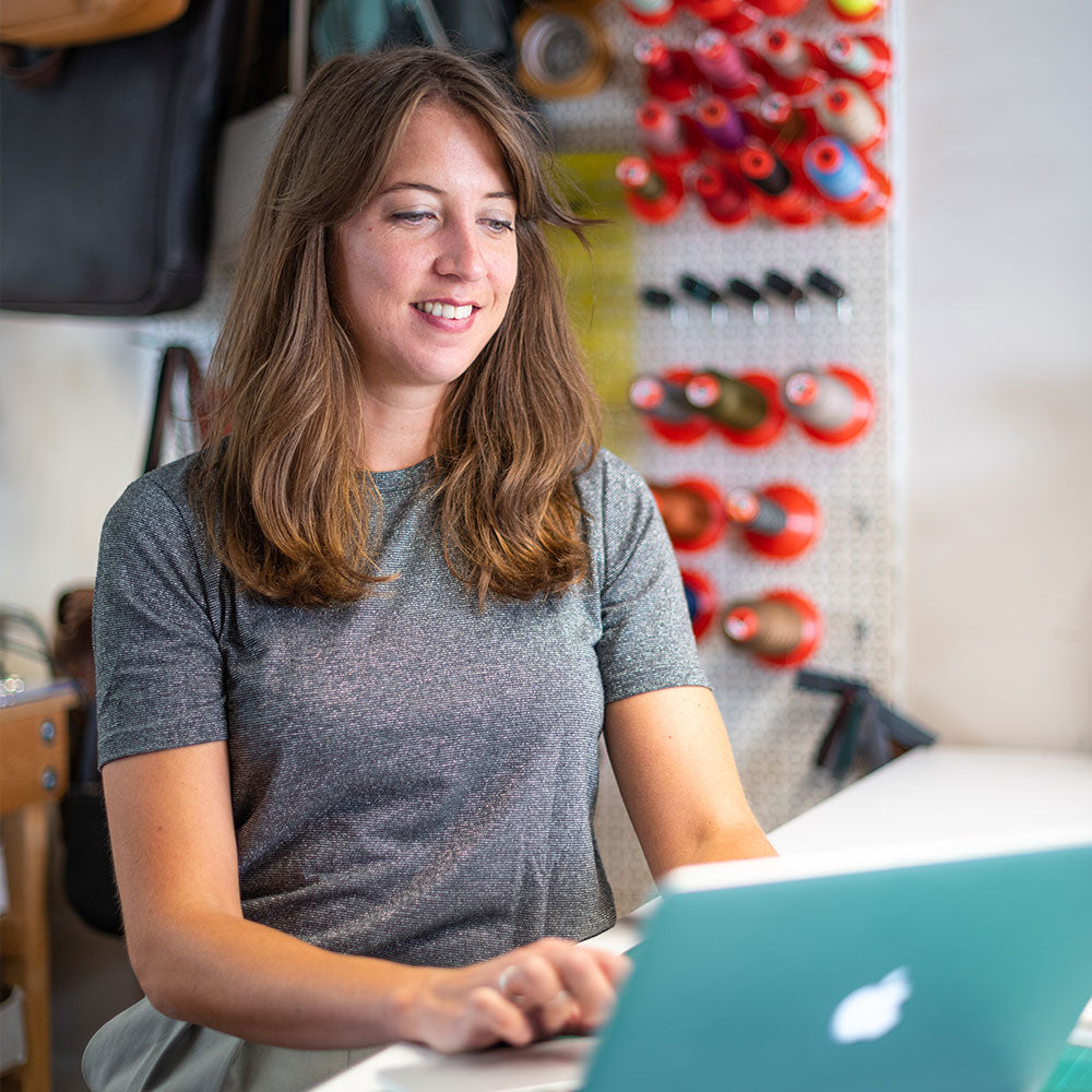 Margriet is een no nonsense business coach voor makers